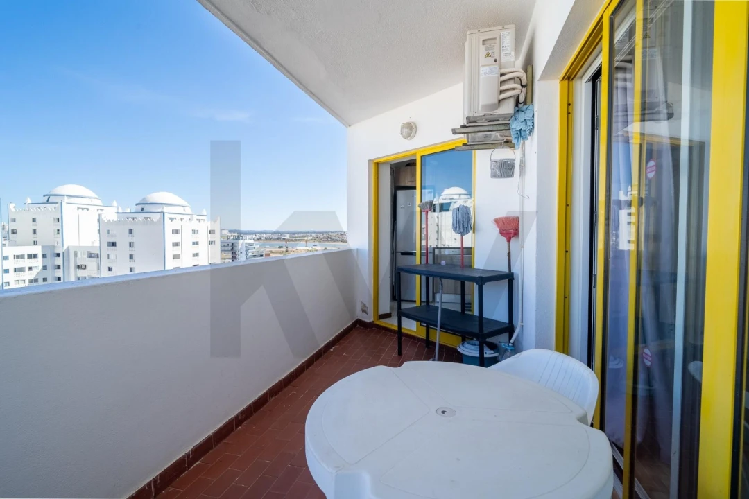 Apartamento T1 para Venda em Portimão Foto 13