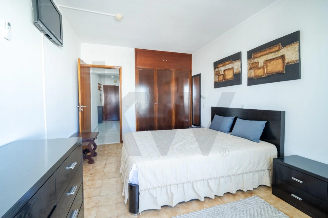 Apartamento T1 para Venda em Portimão Foto 11