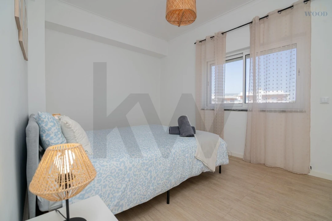 Apartamento T2 para Venda em Portimão Foto 24