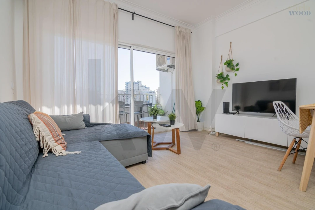 Apartamento T2 para Venda em Portimão Foto 12