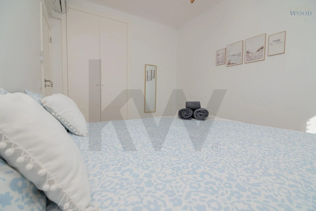 Apartamento T2 para Venda em Portimão Foto 31