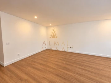 Apartamento T2 para Venda em Ermesinde