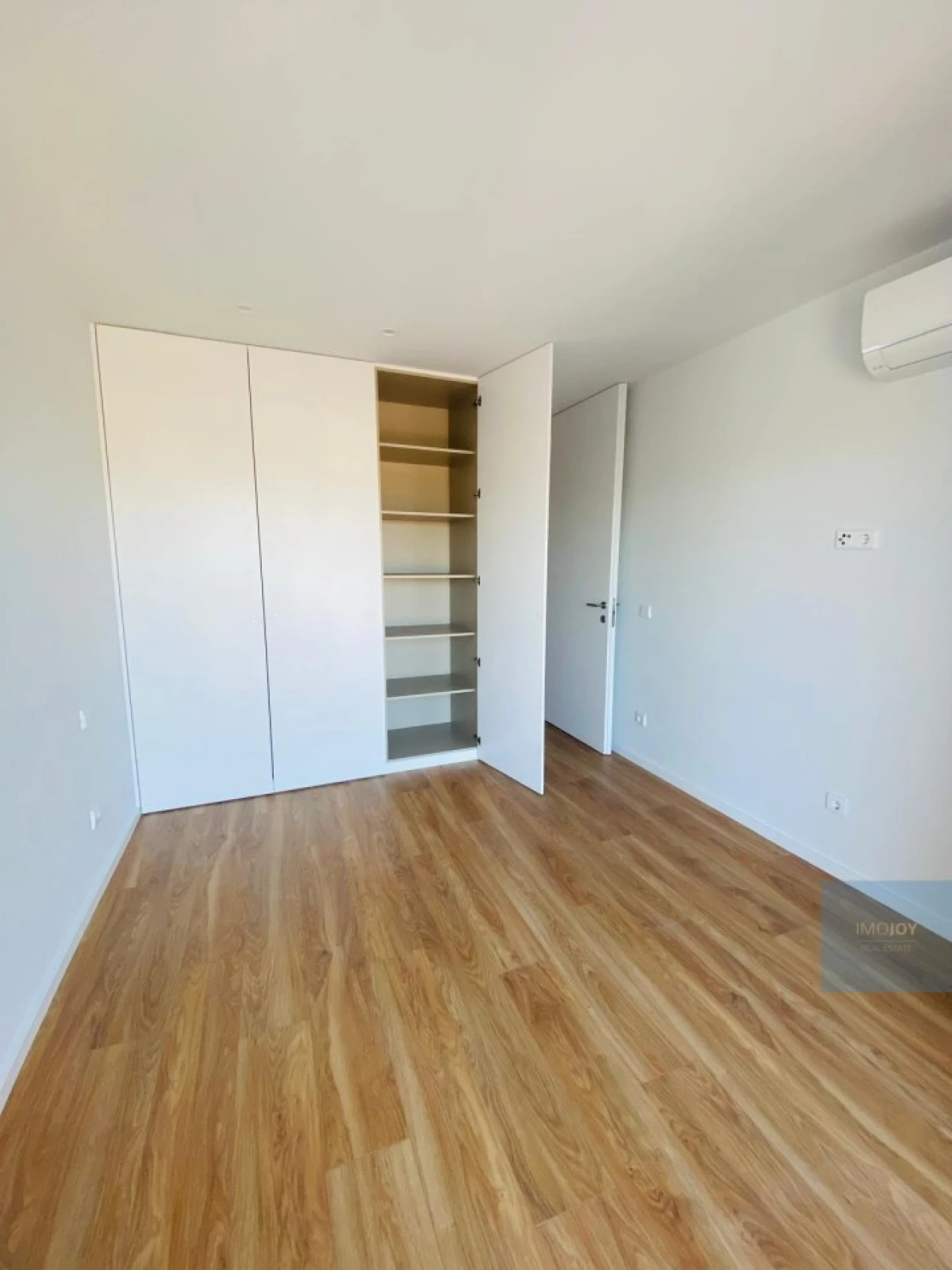 Apartamento T1 para Venda em Campanhã Foto 12