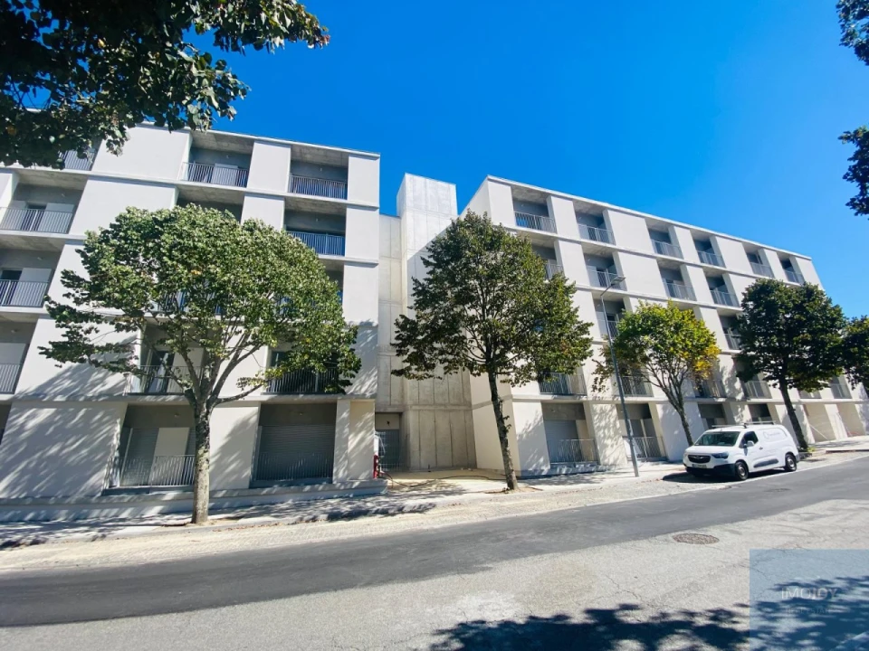 Apartamento T1 para Venda em Campanhã Foto 21