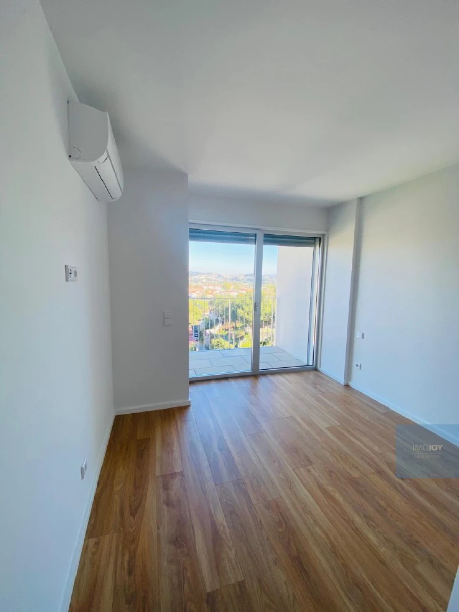 Apartamento T1 para Venda em Campanhã Foto 11