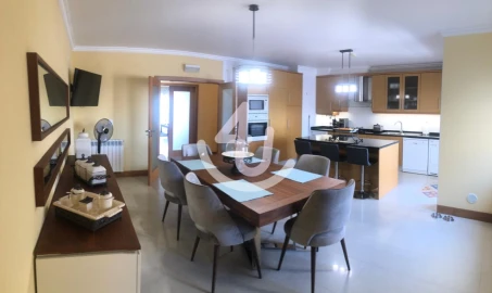Apartamento T2 para Arrendamento em São Martinho do Porto
