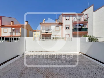 Moradia T3 para Venda em Azeitão (São Lourenço e São Simão)