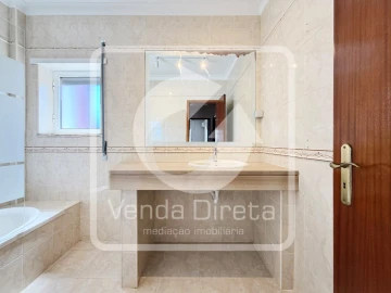 Moradia T3 para Venda em Azeitão (São Lourenço e São Simão)