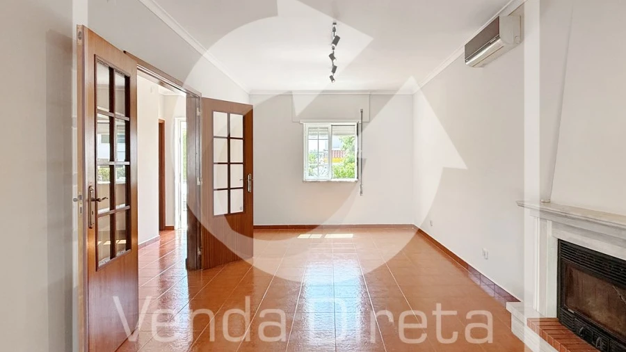 Moradia T3 para Venda em Azeitão (São Lourenço e São Simão)