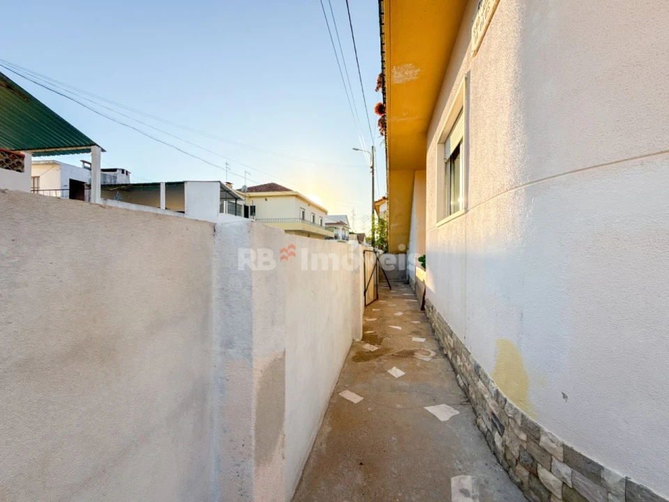 Moradia T3 para Venda em Vila Nova da Barquinha Foto 39