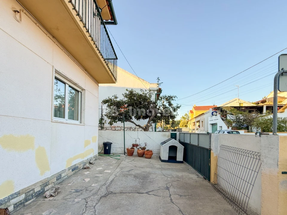 Moradia T3 para Venda em Vila Nova da Barquinha Foto 40