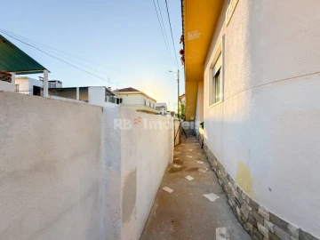 Moradia T3 para Venda em Vila Nova da Barquinha