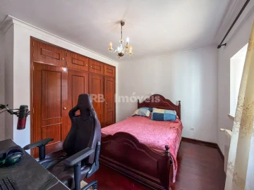 Moradia T5 para Venda em Nossa Sra de Fatima
