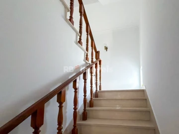 Moradia T5 para Venda em Nossa Sra de Fatima