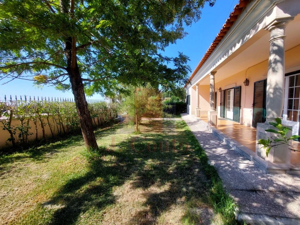 Moradia T3 para Venda em Alvorninha Foto 5