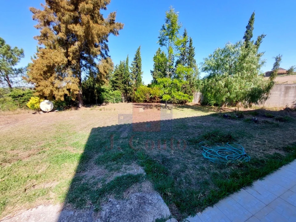 Moradia T3 para Venda em Alvorninha Foto 35