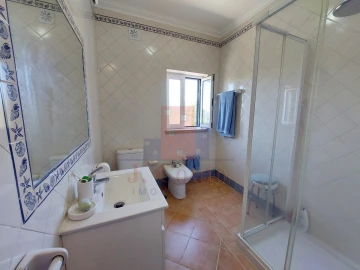 Moradia T3 para Venda em Alvorninha