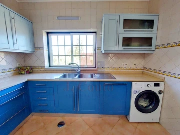 Moradia T3 para Venda em Alvorninha
