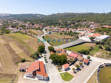 Moradia T5 para Venda em Arrimal e Mendiga