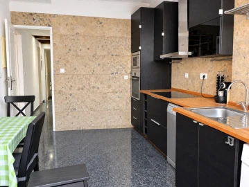 Apartamento T2 para Arrendamento em Venteira