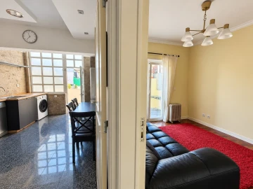 Apartamento T2 para Arrendamento em Venteira