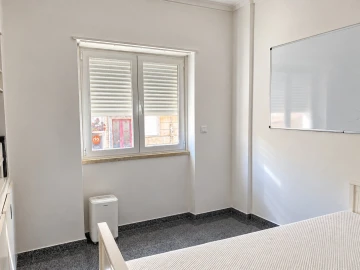 Apartamento T2 para Arrendamento em Venteira