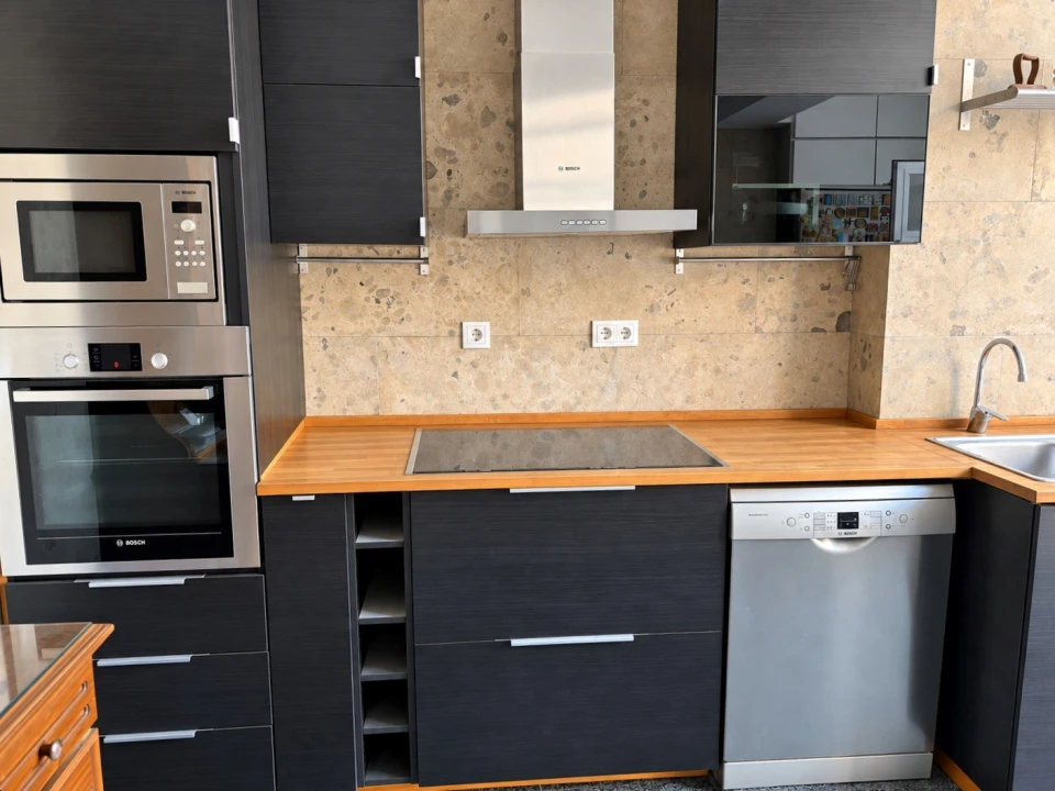 Apartamento T2 para Arrendamento em Venteira Foto 3
