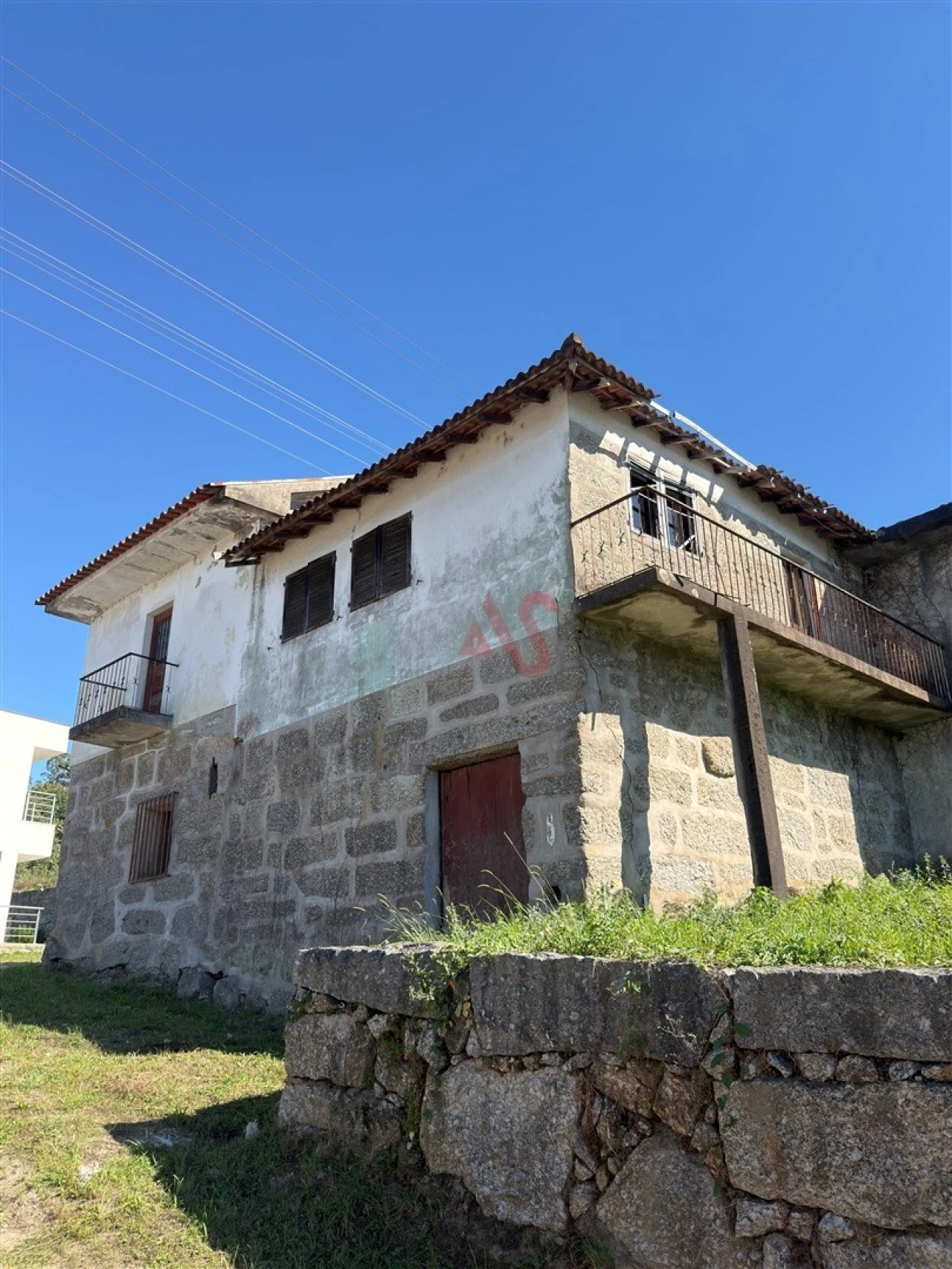 Moradia T3 para Venda em Azurem Foto 3