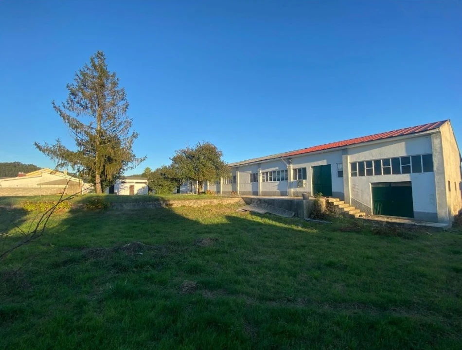 Negócio para Venda em Serzedo e Perosinho Foto 2