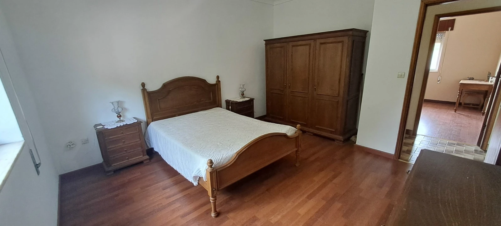 Moradia T4 para Venda em Duas Igrejas Foto 44