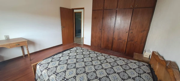 Moradia T4 para Venda em Duas Igrejas
