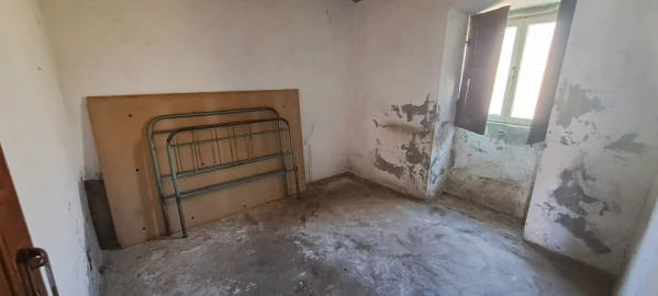 Moradia T2 para Venda em Ifanes e Paradela