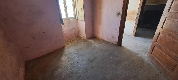 Moradia T2 para Venda em Ifanes e Paradela