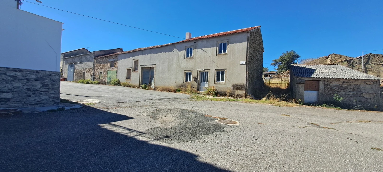 Moradia T2 para Venda em Ifanes e Paradela Foto 3