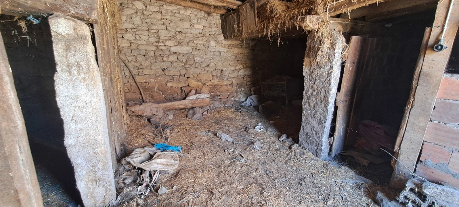 Moradia T2 para Venda em Ifanes e Paradela Foto 34