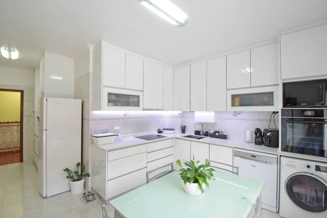 Apartamento T3 para Venda em Covilhã e Canhoso Foto 1