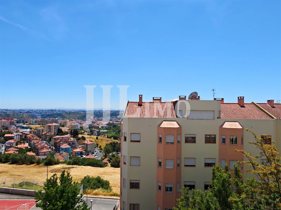 Apartamento T3 para Arrendamento em Ramada e Caneças Foto 30