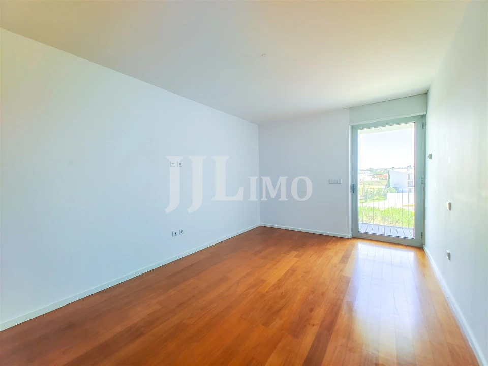 Apartamento T3 para Venda em Queluz e Belas Foto 21