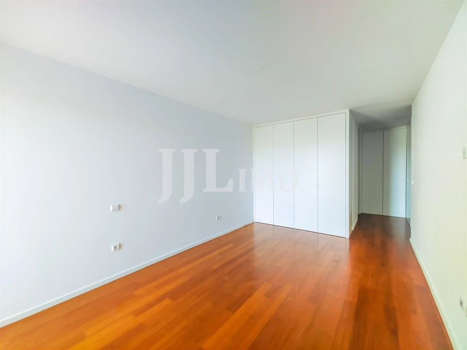 Apartamento T3 para Venda em Queluz e Belas Foto 22