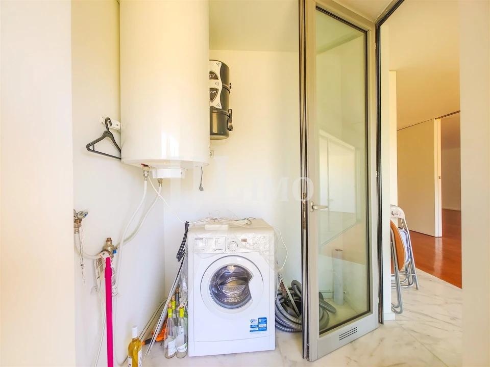 Apartamento T3 para Venda em Queluz e Belas Foto 8