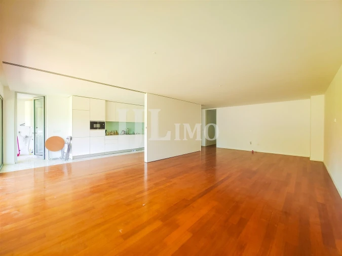 Apartamento T3 para Venda em Queluz e Belas Foto 6