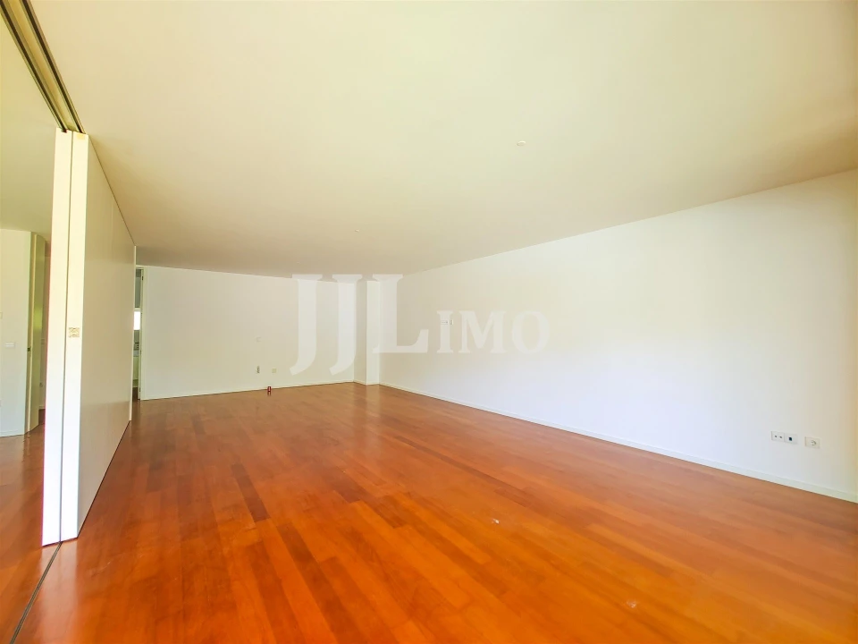 Apartamento T3 para Venda em Queluz e Belas Foto 9