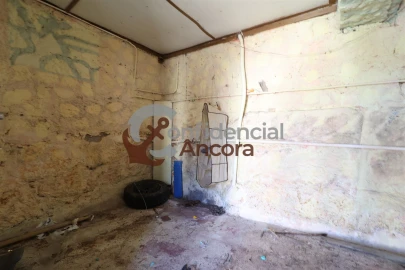 Moradia T3 para Venda em Nespereira