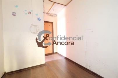 Moradia T3 para Venda em Nespereira