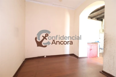 Moradia T3 para Venda em Nespereira