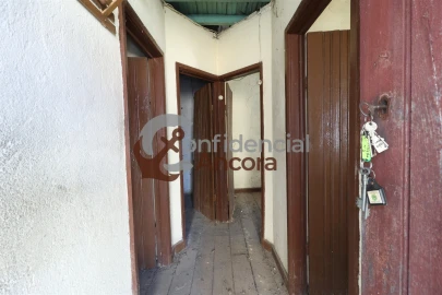 Moradia T3 para Venda em Nespereira