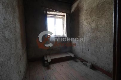 Moradia T0 para Venda em Nespereira
