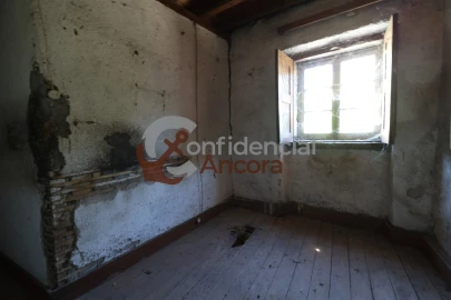 Moradia T0 para Venda em Nespereira