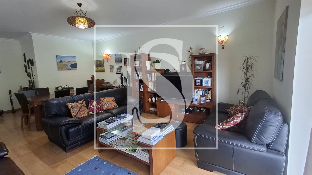Apartamento T3 para Venda em Tavarede Foto 2