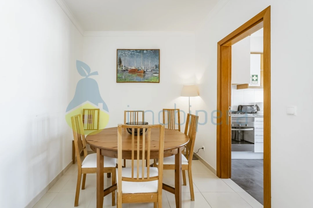 Apartamento T2 para Venda em Armação de Pera Foto 4